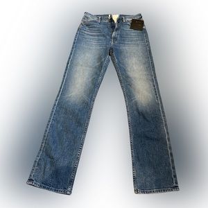 MOTHER High Waisted Rider Skimp Jeans in Cowboys Don't Cry